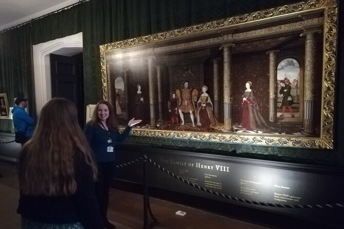 Hampton Court Palace Private Guided Tour - Price and money math for a private, up to 10 group tour