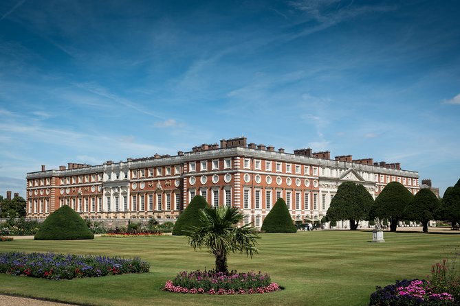 Hampton Court Palace & Windsor Castle Private Car Tour from London - Price and value: why $974.12 can be good, or not