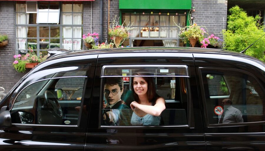 Harry Potter film locations Tour in London - Death Eaters, destroyed bridges, and the Thames broomstick trail
