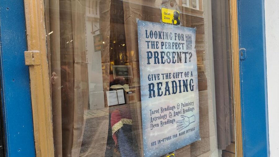 Harry Potter in London - Private Walking Tour - Flourish and Blotts glimpse, plus the Harry Potter statue photo moment