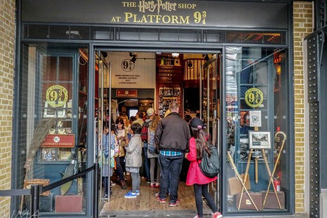 Harry Potter London Sights and Film Locations - Private Tour - House of Spells shopping and the HP394 discount code