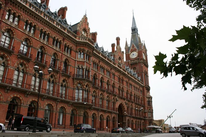 Harry Potter Private Tour in London - Leadenhall Market, Diagon Alley vibes in a real market lane