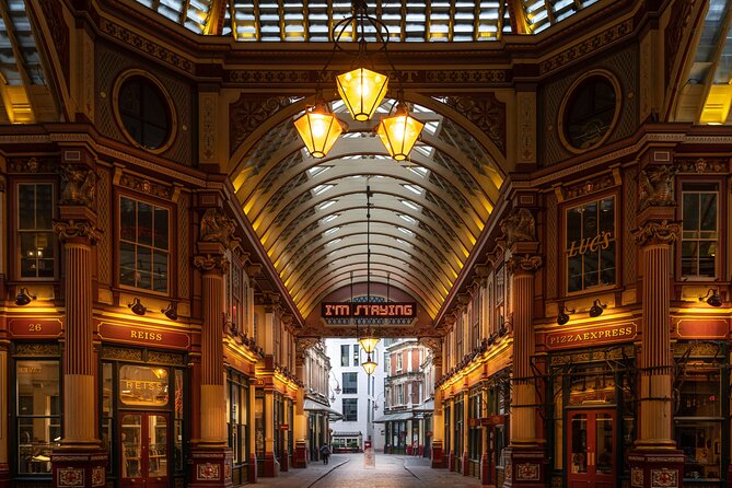 Harry Potter's most comprehensive and exclusive tour in London - Leadenhall Market and London Bridge: City filming spots that don’t feel touristy