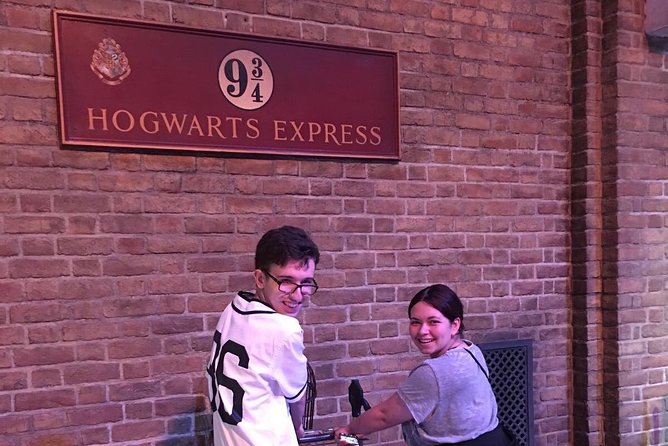 Harry Potter's Private London Taxi Tour - Piccadilly Circus and the bus moment
