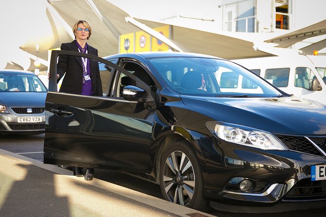 Heathrow Airport to Central London Transfer - How the meet-and-greet works at the terminal