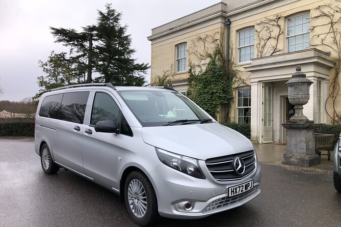 Heathrow Airport to Southampton Private Transfer - The car ride: Wi-Fi, air-conditioning, bottled water, and a steady pace
