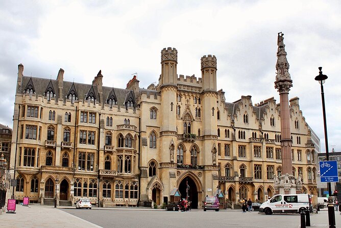 Highlights of London Full Day Private Guided Tour - Westminster Abbey, War Rooms, Downing Street, and Big Ben, Outside With Purpose
