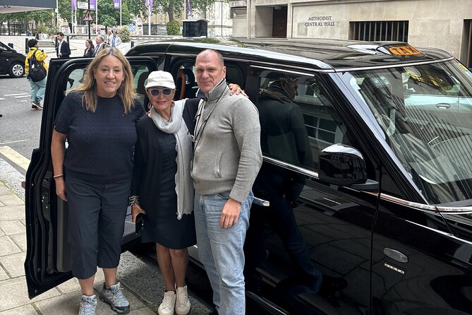 Highlights of London Private Guided Taxi Tour - Pickup within 2 miles of Trafalgar Square, plus the timing you should plan around
