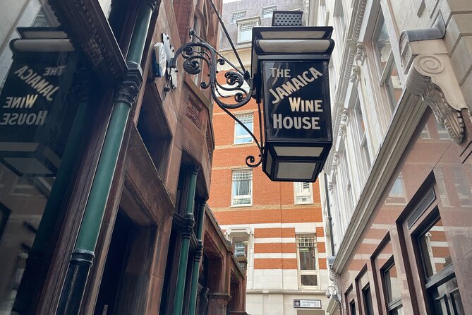 Highlights of Old London Town: Walking Tour of the Square Mile - Entering the Square Mile from Tower Hill