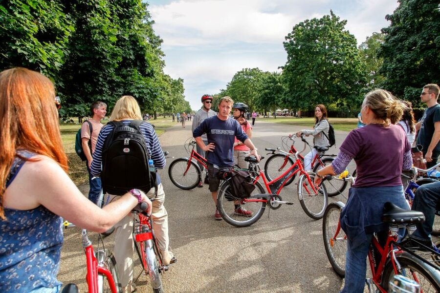 Highlights of Royal London Bike Tour (3 Hours) - Parliament, Big Ben, and Westminster Abbey in the real context