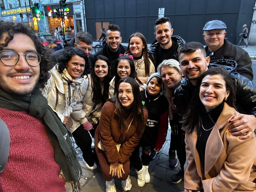 Historic pub tour with Brazilian guide (in Portuguese) - Beer stops that teach you how to order without fuss