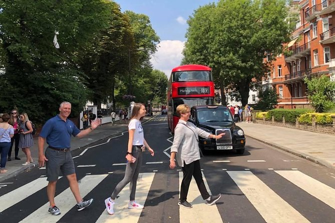 Historical City of London Private Sightseeing Day Tour - A photo stop for a famous prince statue