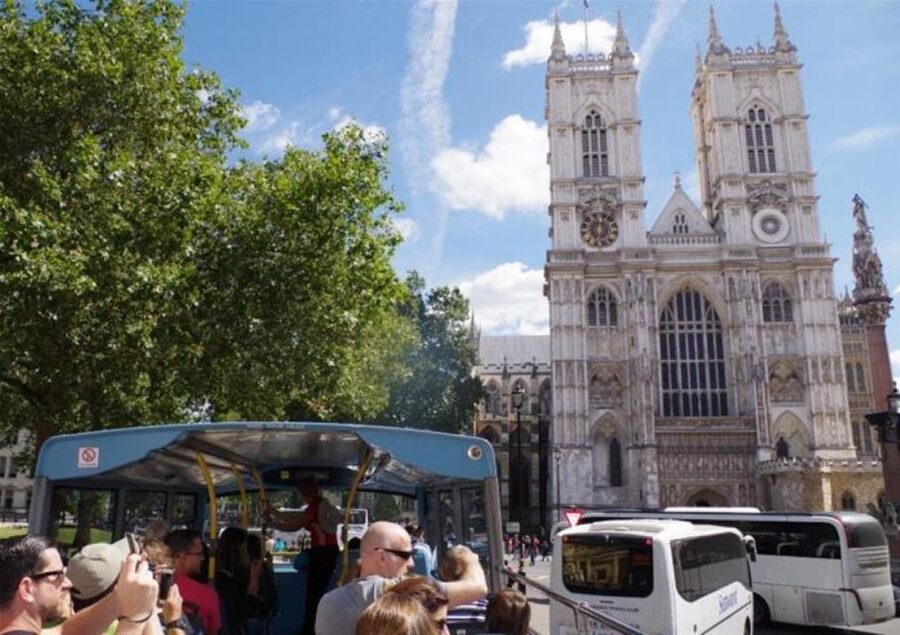 Hop-on Hop-off London Bus Tour & Westminster Abbey - Westminster Abbey entry: what you get and how to handle the rules