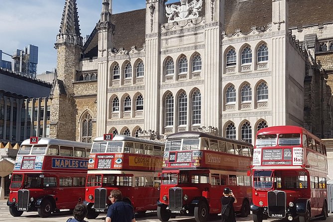 Immersive Treasure Hunt Adventure - City of London's Secrets - Pub Stops as Power-ups: How the Optional Breaks Work