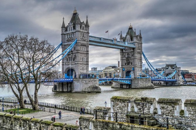 Immersive Treasure Hunt Adventure - City of London's Secrets - Your Route at a Glance: St Paul’s to Roman, Victorian, Ruins, and Back