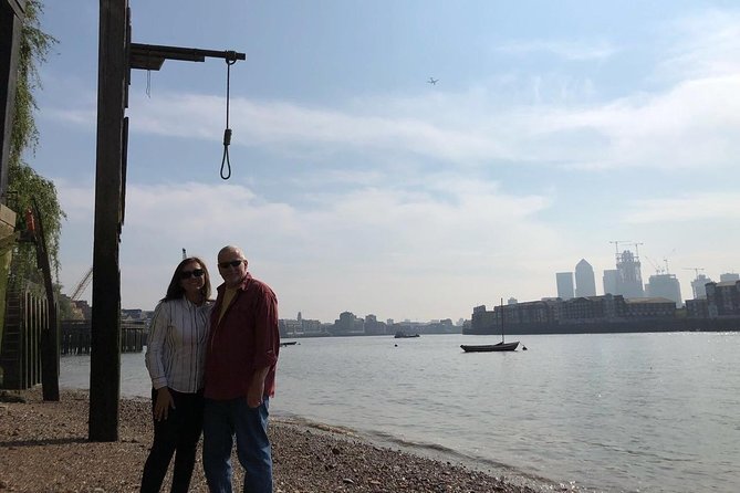 In Jack The Ripper Footsteps: Private Black Cab Tour in London - Price and value: is $553.38 per group a smart buy?