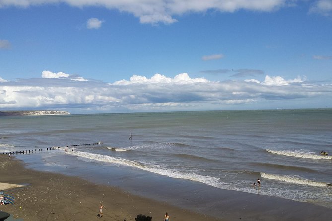 Isle of Wight Guided Day Tour from London - Osborne House: Queen Victoria, Adbul Karim, and included entry