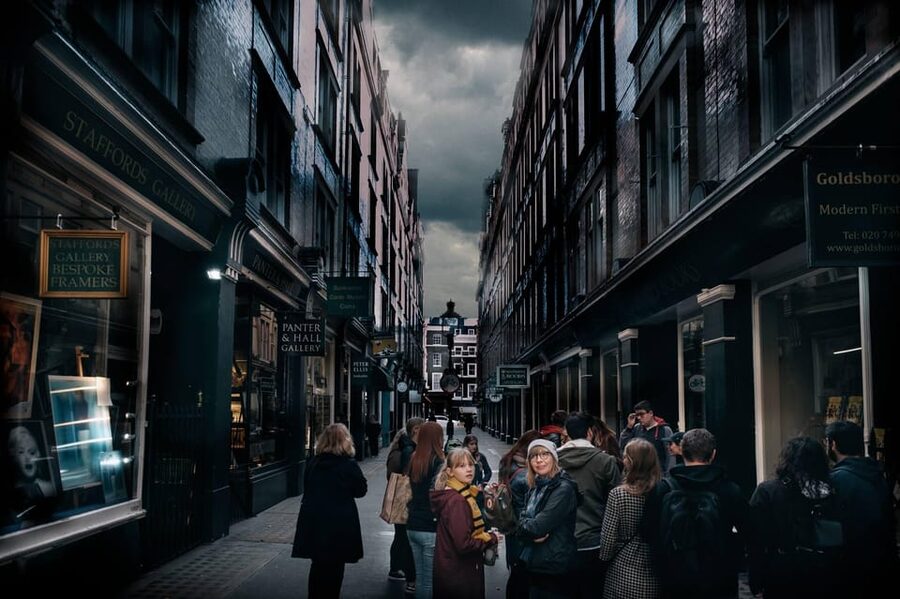Italian Language : Original Harry Potter Walking Tour - How the Hogwarts House quiz changes the walk