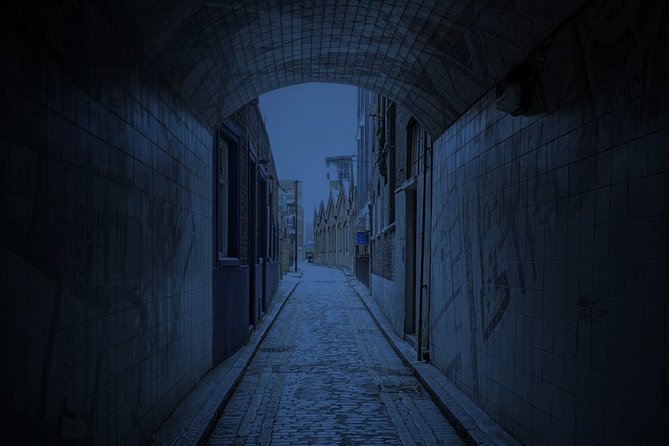 Jack the Ripper tour in Spanish - Whitechapel’s Key Stops: Ten Bells Spitalfields, Pubs, and Real-World Atmosphere