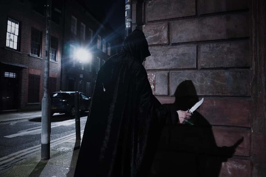 Jack The Ripper Tour: Interactive Tour London - St Marys Whitechapel Church Memorial: why the tour starts here