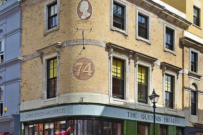 Jack the RIPPERS Walk: How MANY RIPPERS Were There? - Why this Jack the Ripper walk turns into a real mystery