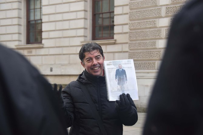 James Bond Film Location Walking Tour in London - Touring London by foot: why this format works for Bond fans