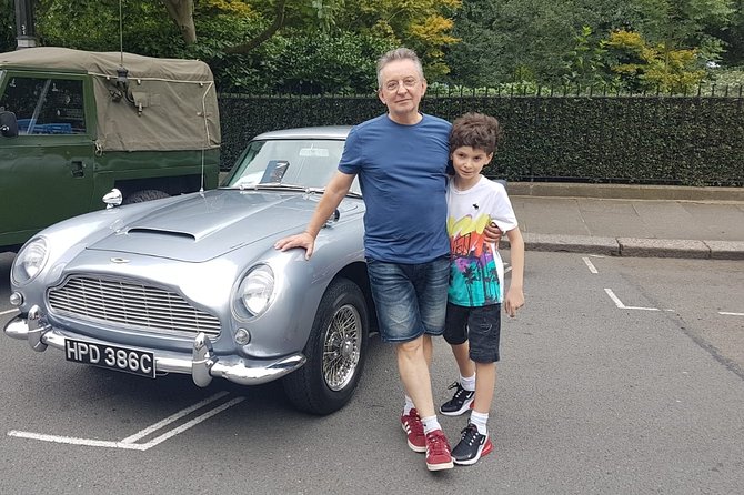 James Bond Ultimate Spy Taxi Tour - Stop 1: Ian Fleming and the MI5 and MI6 world at the start