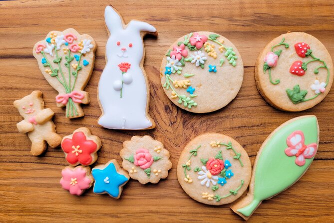 Kew Biscuit Decorating Class for Adults - Key highlights at a glance