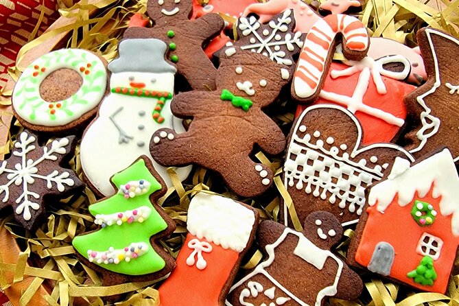 Kew Biscuit Decorating Class for Adults - The pace, group size, and why your teacher makes the difference