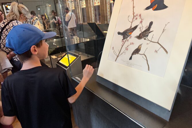 Kid-Friendly Natural History Museum & Dinosaurs Private Guided Tour in London - What Makes the Guides Special, Based on Real Experiences