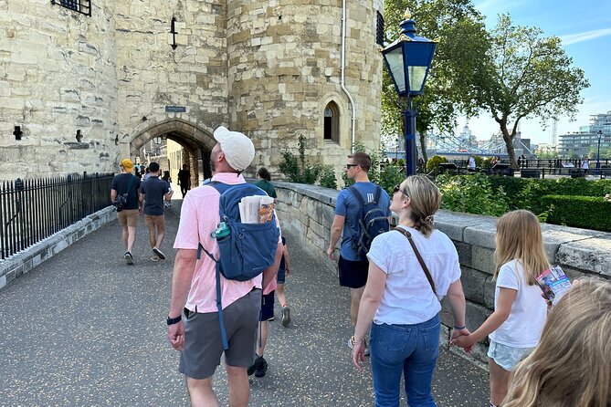 Kid-Friendly Private Tower of London Tour with Blue Badge Guide - Price and value: is $360.83 per person worth it?