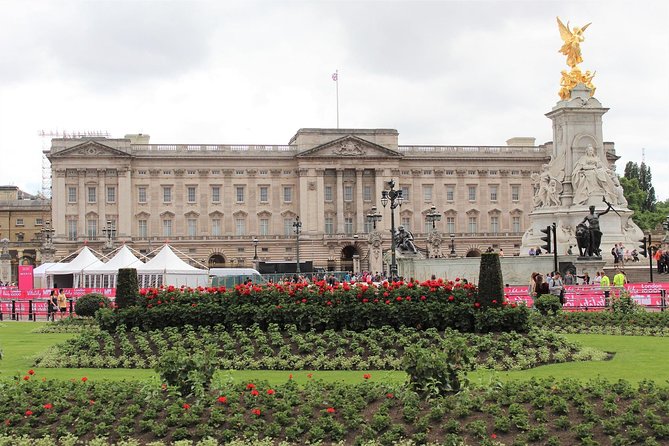Layover Tour of London from LHR Executive Luxurious Vehicle Private Tour 6 hour - St Paul’s Cathedral gets the longest stop for a reason