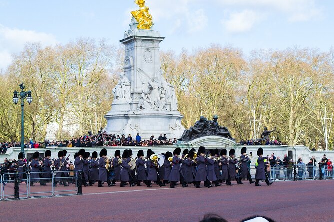 Layover Tour of London from LHR Executive Luxurious Vehicle Private Tour - Who this tour suits best, and who should rethink it
