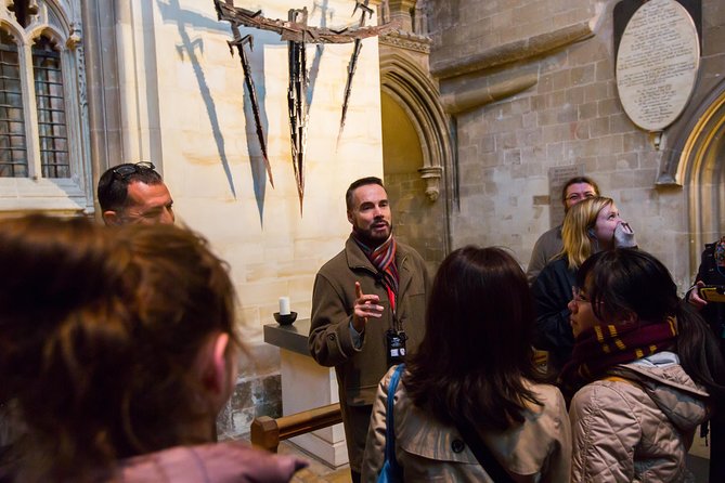 Leeds Castle, Cliffs of Dover and Canterbury Day Trip from London with Guided Cathedral Tour - Leeds Castle: 900 Years of Queens, Gardens, and a Proper Moor-Style Setting