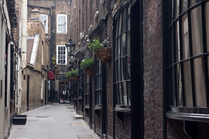 Lights, Camera, London: The Movie Locations Walking Tour - How This Movie-Locations Walk Works