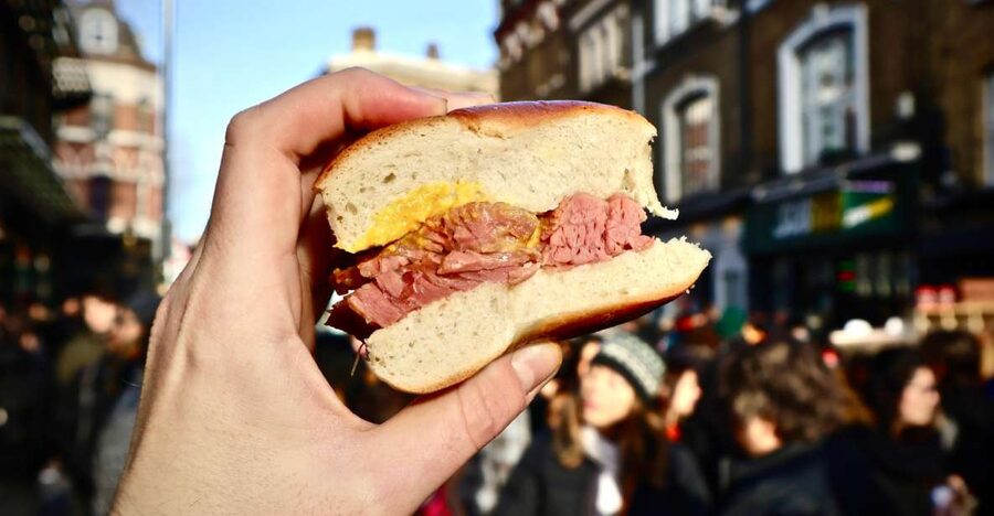 London: 3.5-Hour Shoreditch Street Food Tour - Dessert, English tea, and how the tour finishes strong