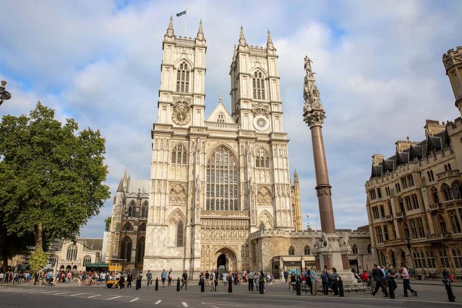 London: 3 Days of Must-See Attractions including London Eye - Price and value: when this London Pass Plus is worth it