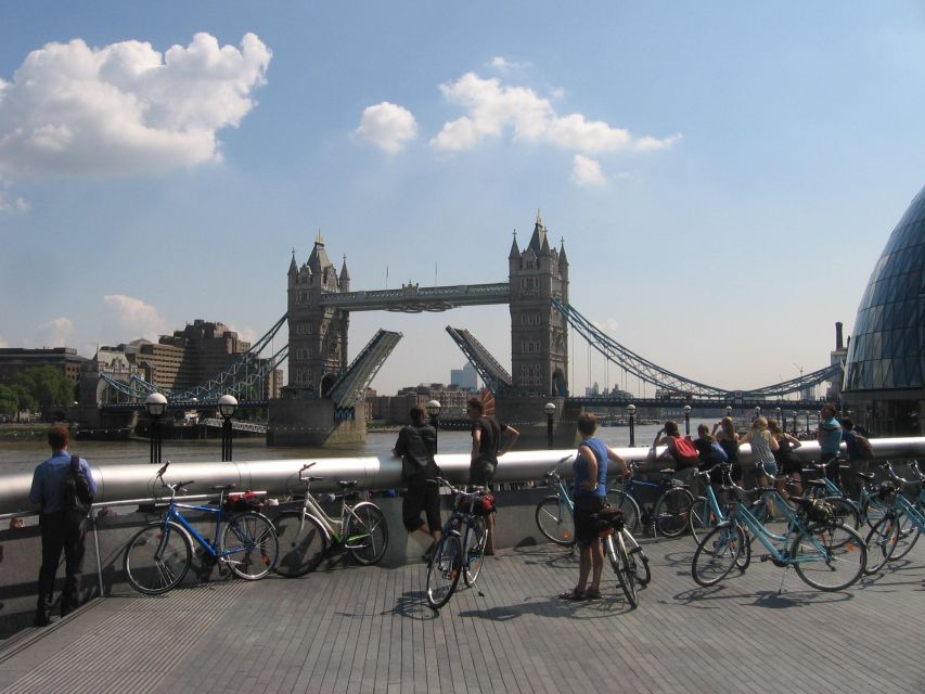 London: 3-Hour Sunset Bike Tour - St Paul’s and Millennium Bridge: Big Sights, Short Stops