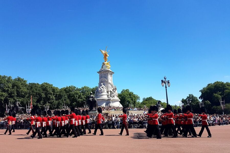 London: 30 London Sights Guided Walking Tour - Whitehall to Parliament Square: Downing Street, Horse Guards, and Big Ben area views