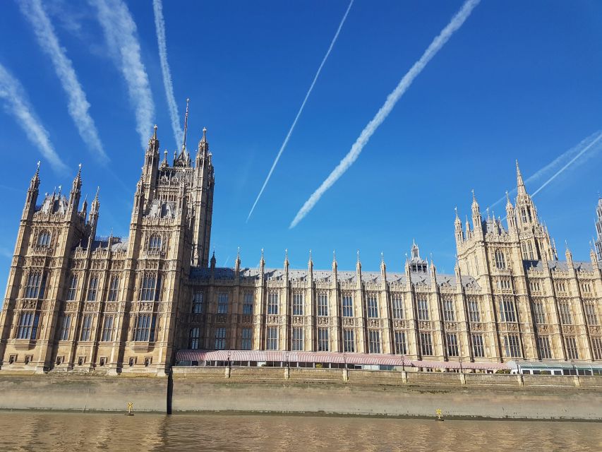 London: 30 Top City Sights Guided Group Walking Tour - The Tower Area Finale, Ending With a Strong Sense of Place