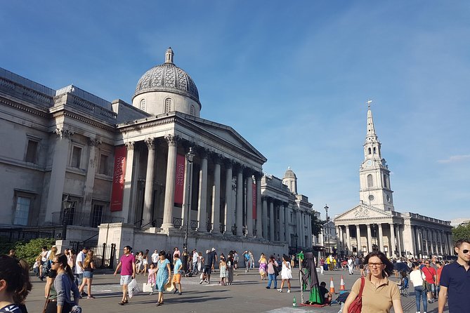 London 30 Top Sights with Fun Local Guide - Borough Market: Where Local Food Meets Quick Sightseeing