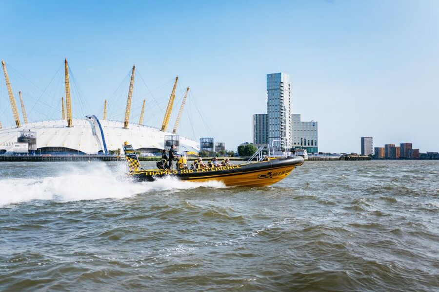 London: 45-Minute Speedboat Sightseeing Tour - Safety rules and health limits you must take seriously
