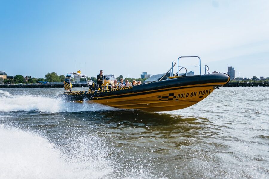 London: 45-Minute Speedboat Sightseeing Tour - Price and value: is $77 worth it for a 45-minute Thames hit?