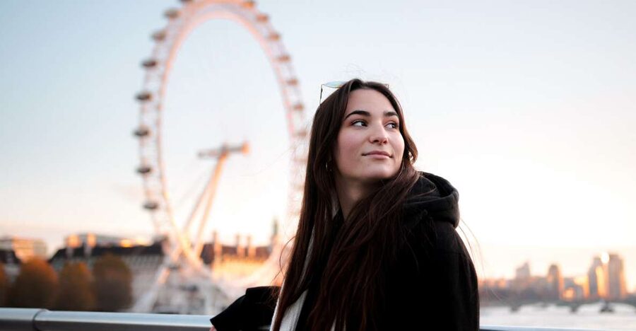 London: A Unique Photoshoot Experience at Famous Sites - Key details before you meet your photographer
