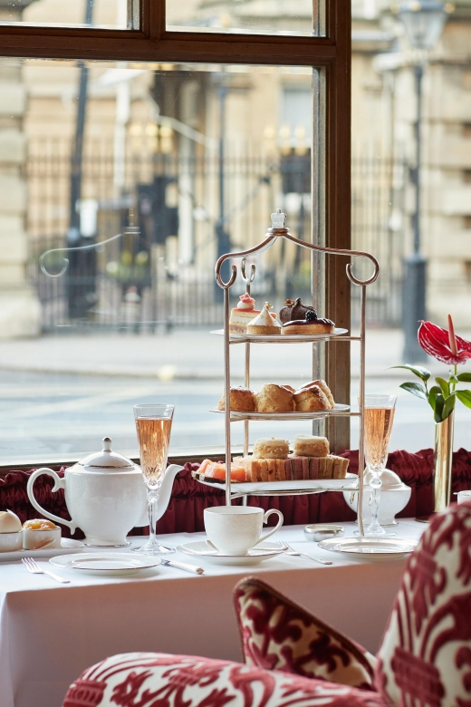 London: Afternoon Tea at The Rubens at the Palace - Entering The Rubens at the Palace Lounge