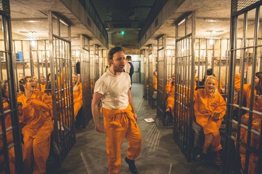 London: Alcotraz Immersive Prison Cocktail Experience Ticket - Timing, pace, and language: what to expect during the 105 minutes