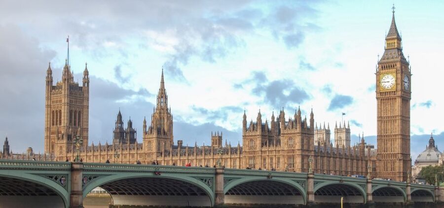 London: App-Based Walking Tour with 30 Stops - Thames River start: the “London lifeline” feel in real time