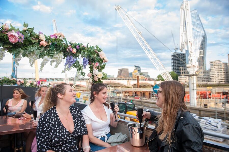 London: Bar Bus Tour by Tootbus - The Route You’ll See: Big Ben to Tower Bridge to Piccadilly