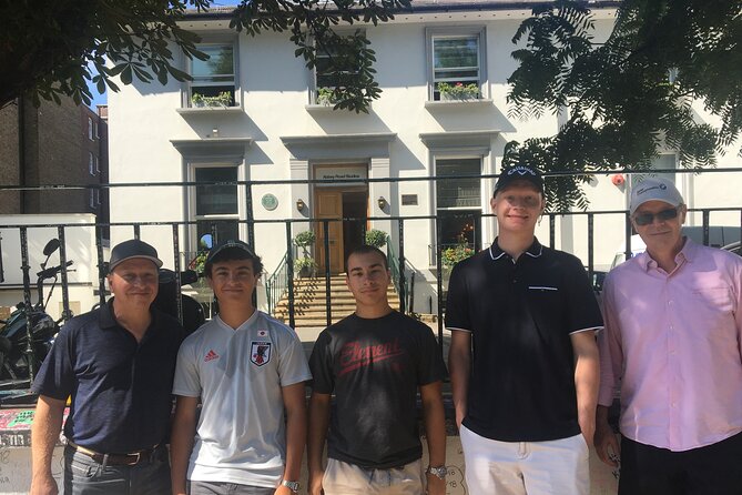 London Beatles Tour - A Black Cab Stops You From Rushing, and Keeps London Easy