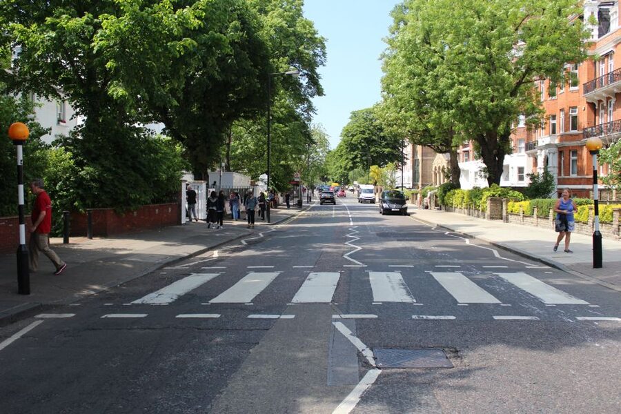 London: Beatles Tour by Black Taxi - Sloane Square Meeting Point and How the 3 Hours Flow